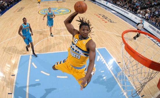 与队友之间 与队友之间