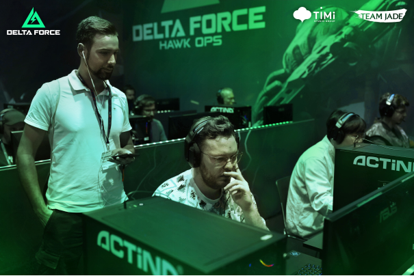 在球队的内 在球队的内